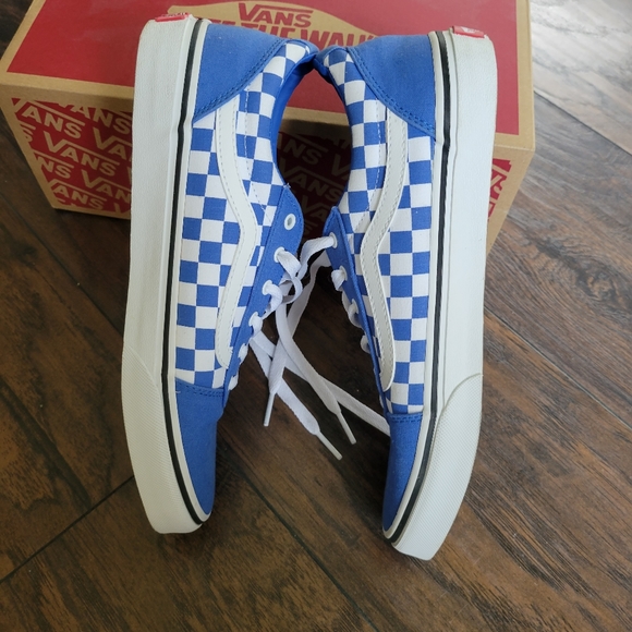 Van''s "Off The Wall" women's size 7 1/2 blue with white checkered. - Picture 2 of 7